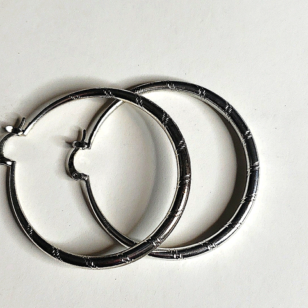 Sterling   silver  hoop Medium